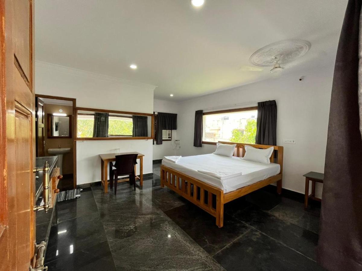 מהבליפורם Anand Beach Guesthouse By Moonrocks מראה חיצוני תמונה